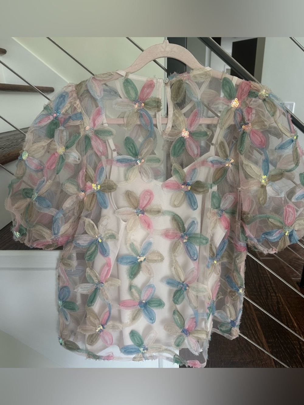 NWT Entro Floral 3D Jacquard Top with Built In Cami - Picture 2 of 10